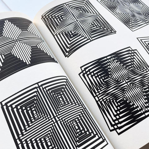 Construction, Color and Moire