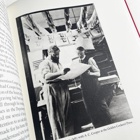 A Typographical Masterpiece: An Account by John Dreyfus of Eric Gill’s Collaboration with Robert Gibbings [...]
