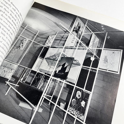 Graphis 28
