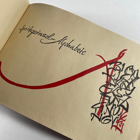 Spitzpinsel-Alphabete (Karlgeorg Hoefer)